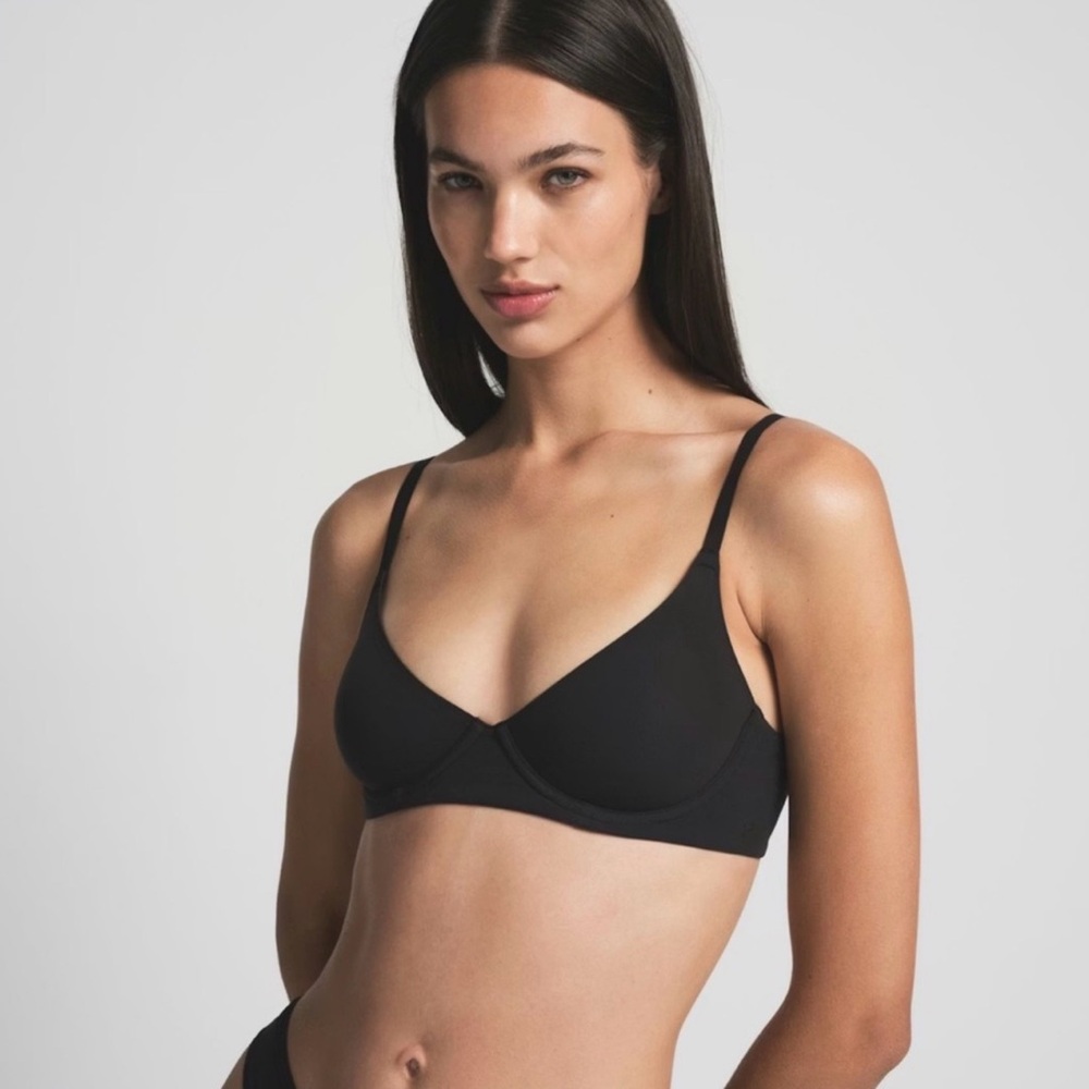 SKIMS Classic Black Bra